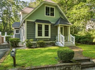 10 Mayflower Path, Wayland, MA 01778
