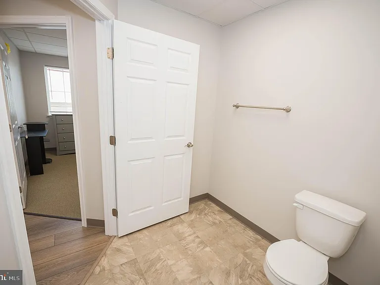 123 Bateman St #3-C — Photo 44
