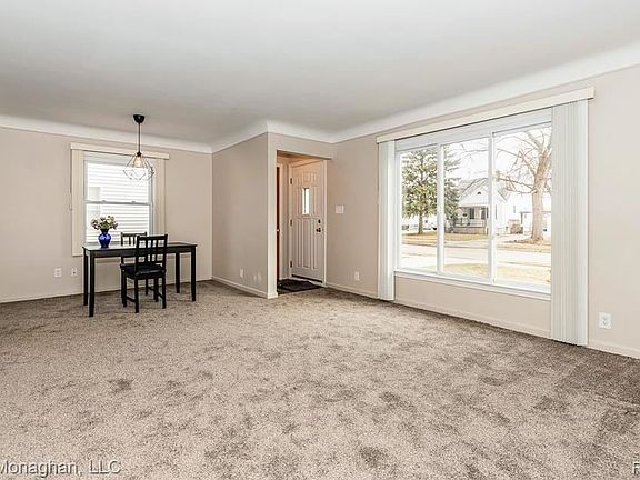 3rd image of 128 Gargantua Ave