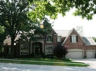 5934 N Chatham Ave, Kansas City, MO 64151