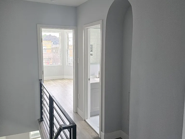 484 Shurs Ln — Photo 12