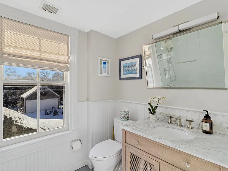102 E Tiana Rd — Photo 24