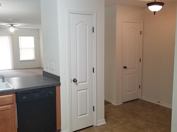5th image of 4660 Playschool Dr