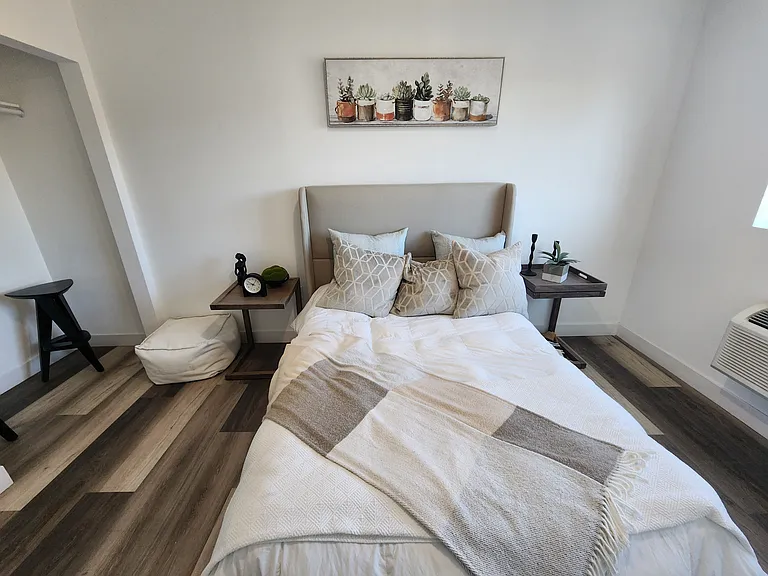 2837 San Marino St #1 — Photo 7