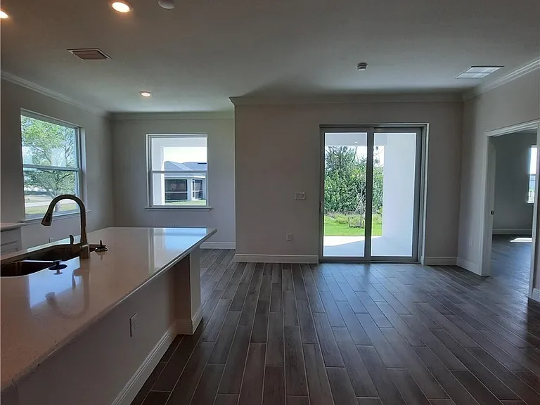 4102 NW 26th St — Photo 12