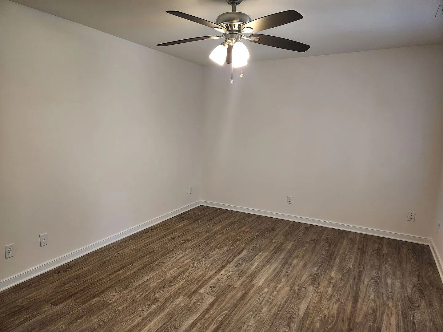 Blackstone- 4 Bed 2 Bath Cape Style Home — Photo 2