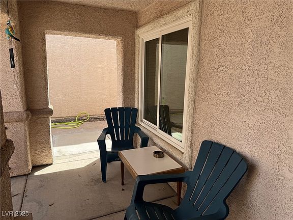 3rd image of 9611 Sky Hollow Dr