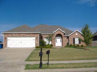 3911 SW Hawthorne St, Bentonville, AR 72713