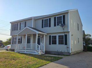 18 Wayland Ave, Manchester, NH 03109