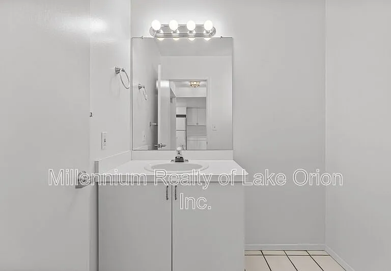 5611 Drake Hollow Dr W — Photo 12