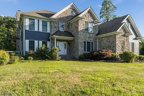 93 Bissell Rd #A Photo 1