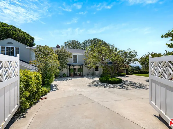 11080 Chalon Rd, Los Angeles, CA 90077