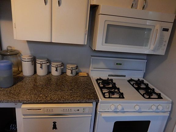 4th image of 4514 Eaton St