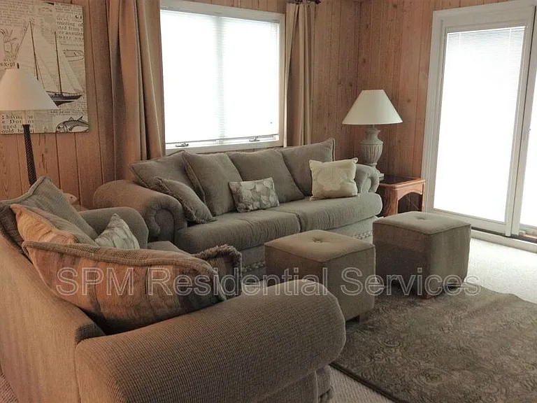 2A E Crane St — Photo 7