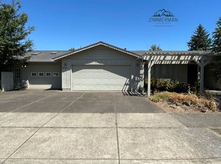 2825 Ione Ave, Eugene, OR 97401