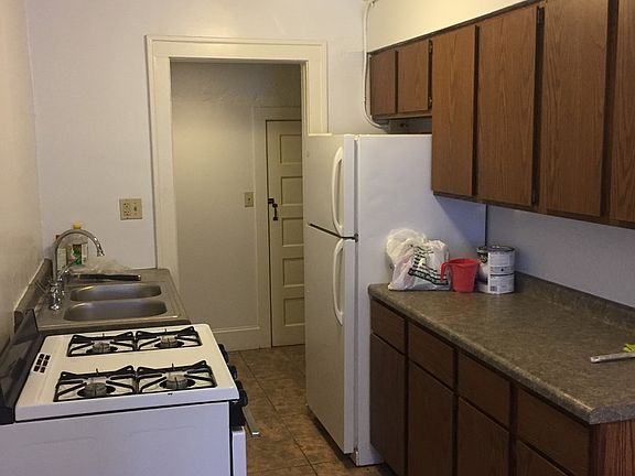 5th image of 2212 Girard Ave S #A