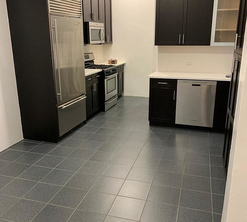 1st image of 220 W 98th St APT 2E