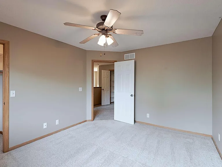 1718 Sawyer St — Photo 21