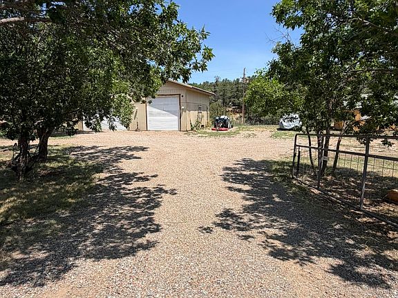 3rd image of 3 Brent Ln