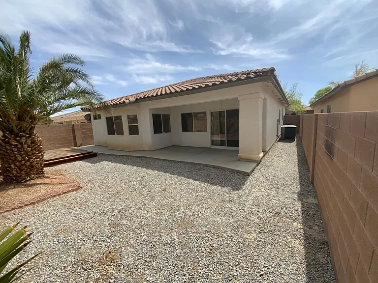 5406 Carrara Pointe St — Photo 23