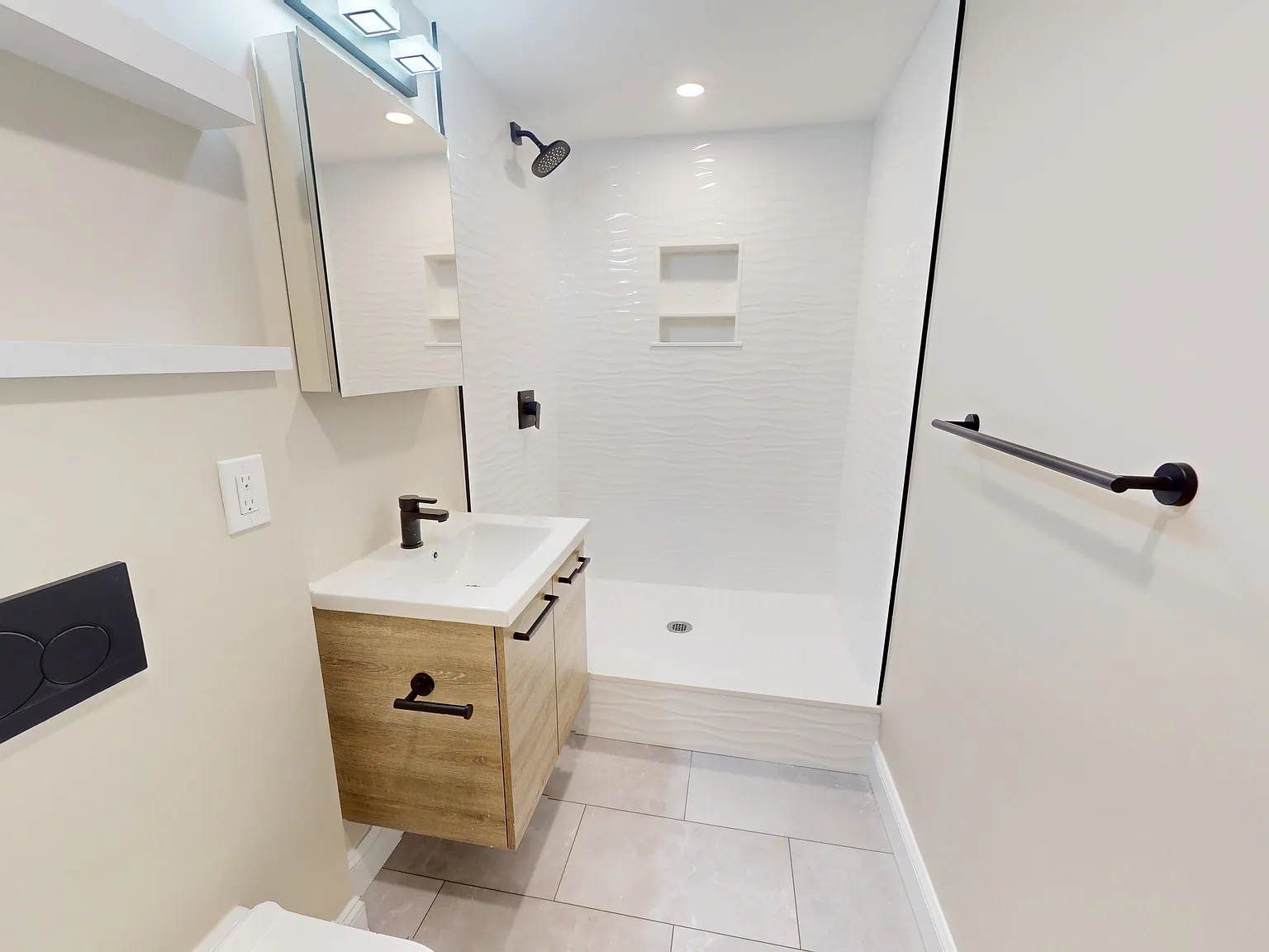 Studio, 99999 sqft, $2,800 — Photo 4