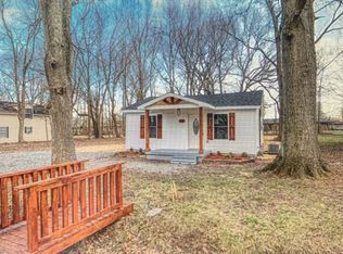210 Strawberry St, Portland, TN 37148
