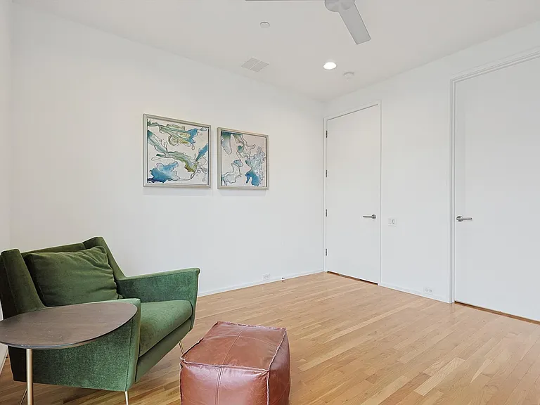 2706 Throckmorton St #D — Photo 14