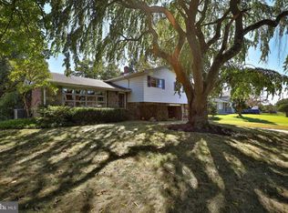 9223 Laramie Rd, Philadelphia, PA 19115