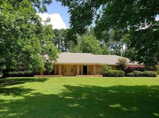 105 Shadia Dr, Clinton, MS 39056