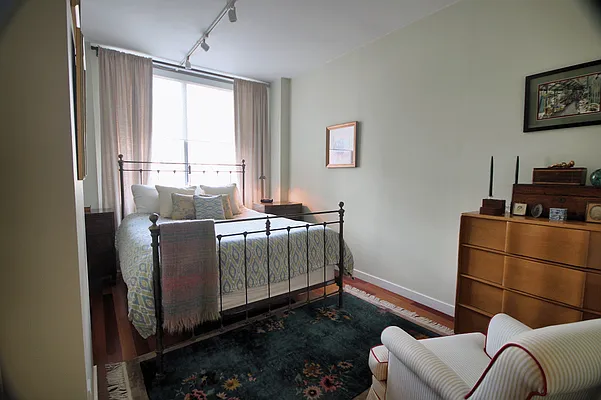 Rented by Kian Realty | media 3