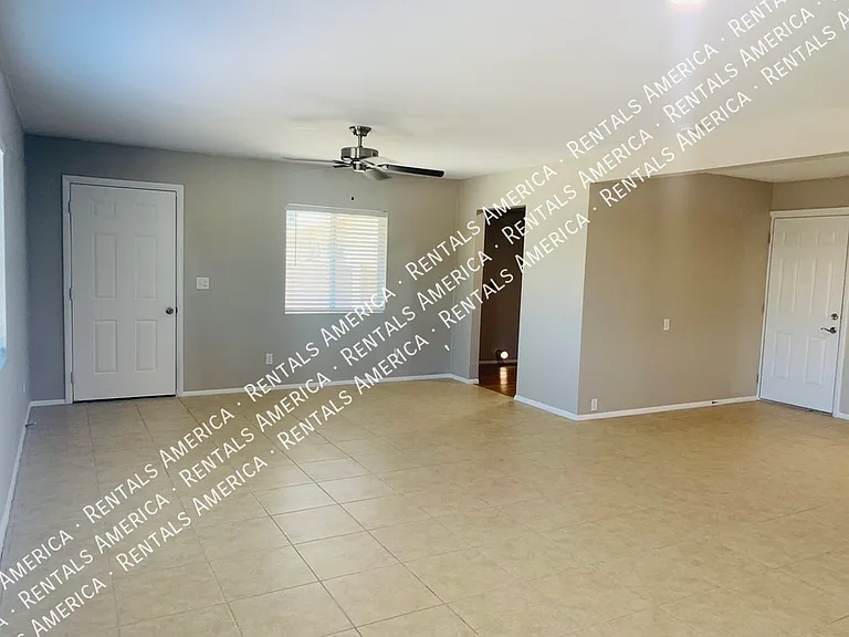 11433 N Hagen Dr — Photo 27