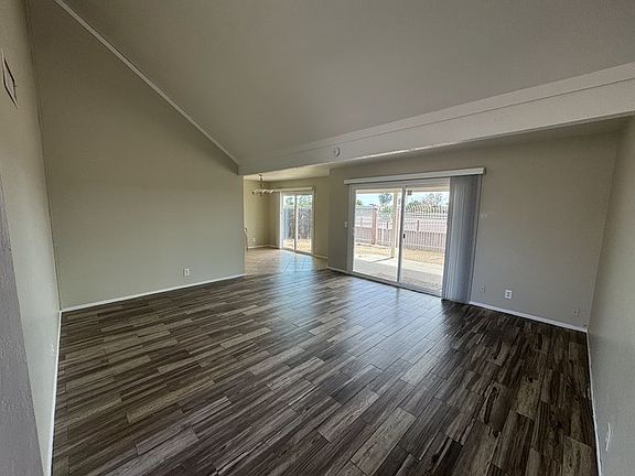 2nd image of 3517 W Vogel Ave