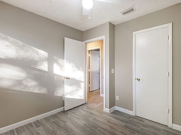 4th image of 1160 Comanche St #1