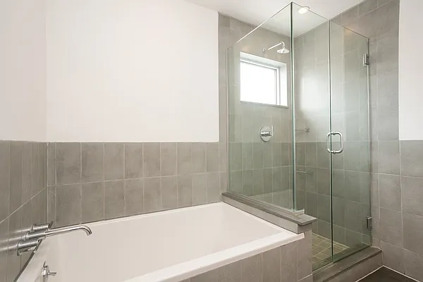 Sold by MNS | media 30