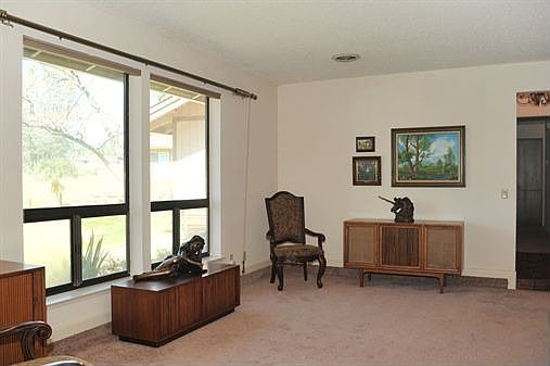 3rd image of 19385 Iron Mountain Dr