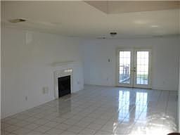 1st image of 602 Foxglove Dr