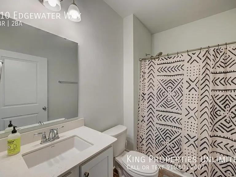 410 Edgewater Way — Photo 15
