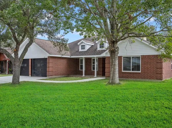 901 John Albert Drive, East Bernard, TX 77435