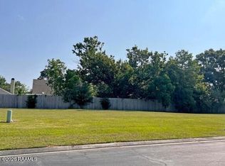 104 Sanctuary Ln, Lafayette, LA 70503