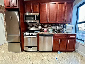 118 Quincy Street, #D5