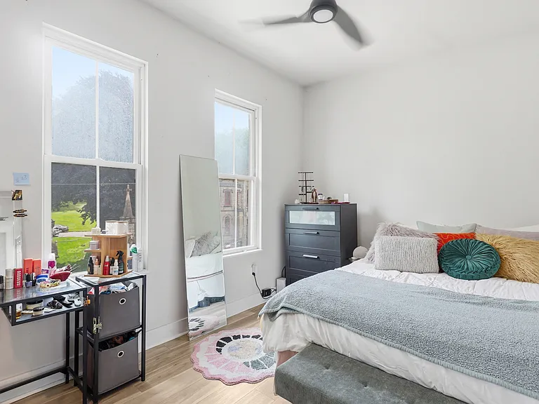 4745 Butler St #3 — Photo 12