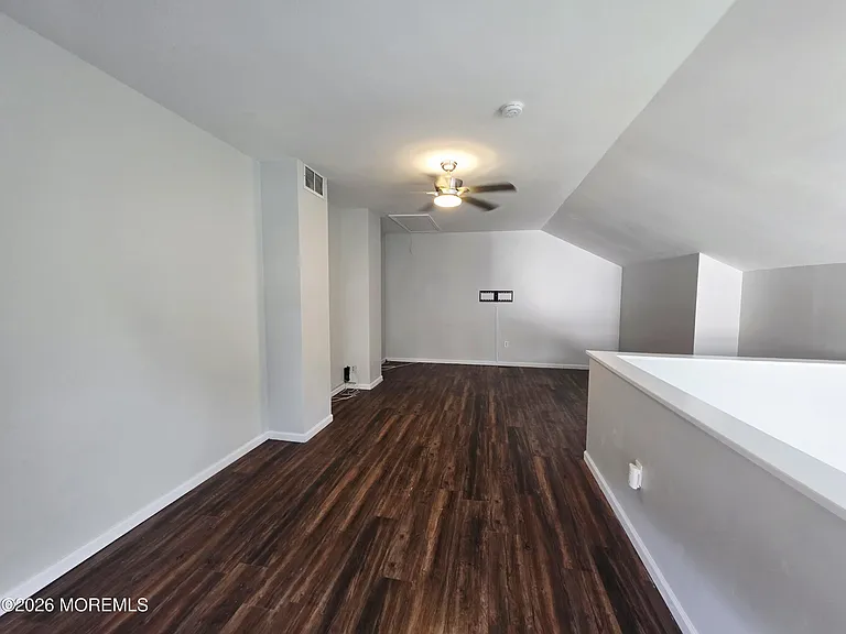 57 Phoenix Ct — Photo 25