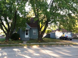 1424 N Summit St, Appleton, WI 54914