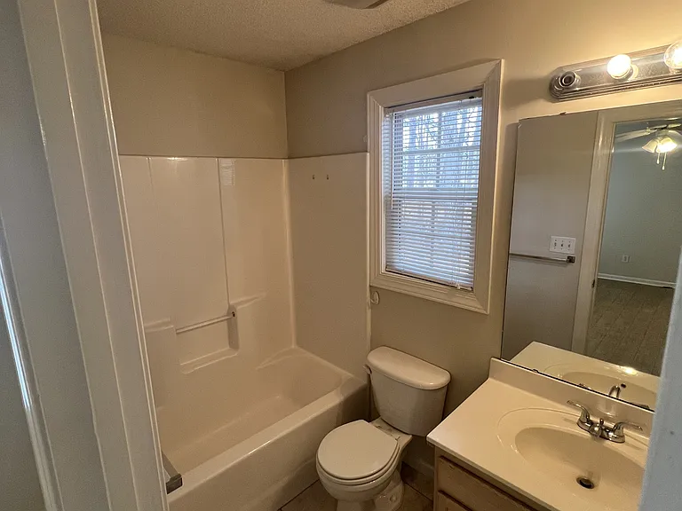 2910 Eastridge Ct — Photo 7
