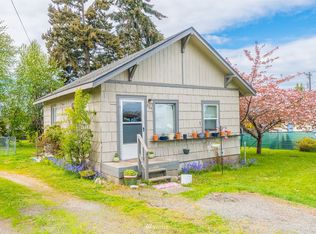 924 S E St, Pt Angeles, WA 98363
