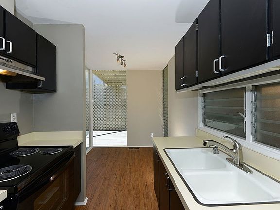 3rd image of 1771 Torrance St #1771