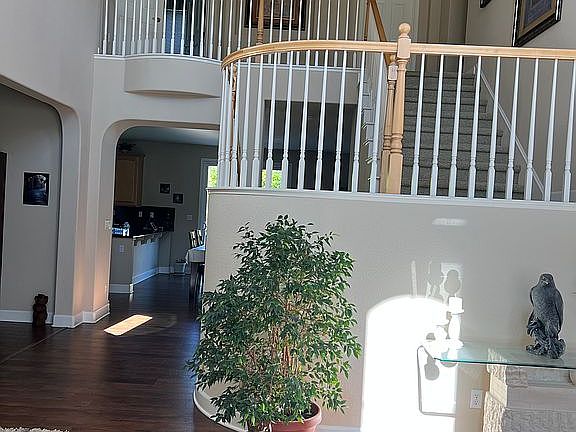 2nd image of 320 Allaire Cir