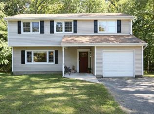 263 Momar Dr, Ramsey, NJ 07446