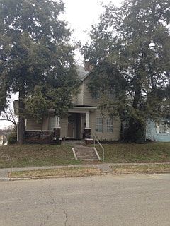 2nd image of 2403 E 5th Ave