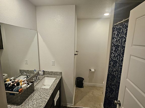 3rd image of 4404 Water St #B